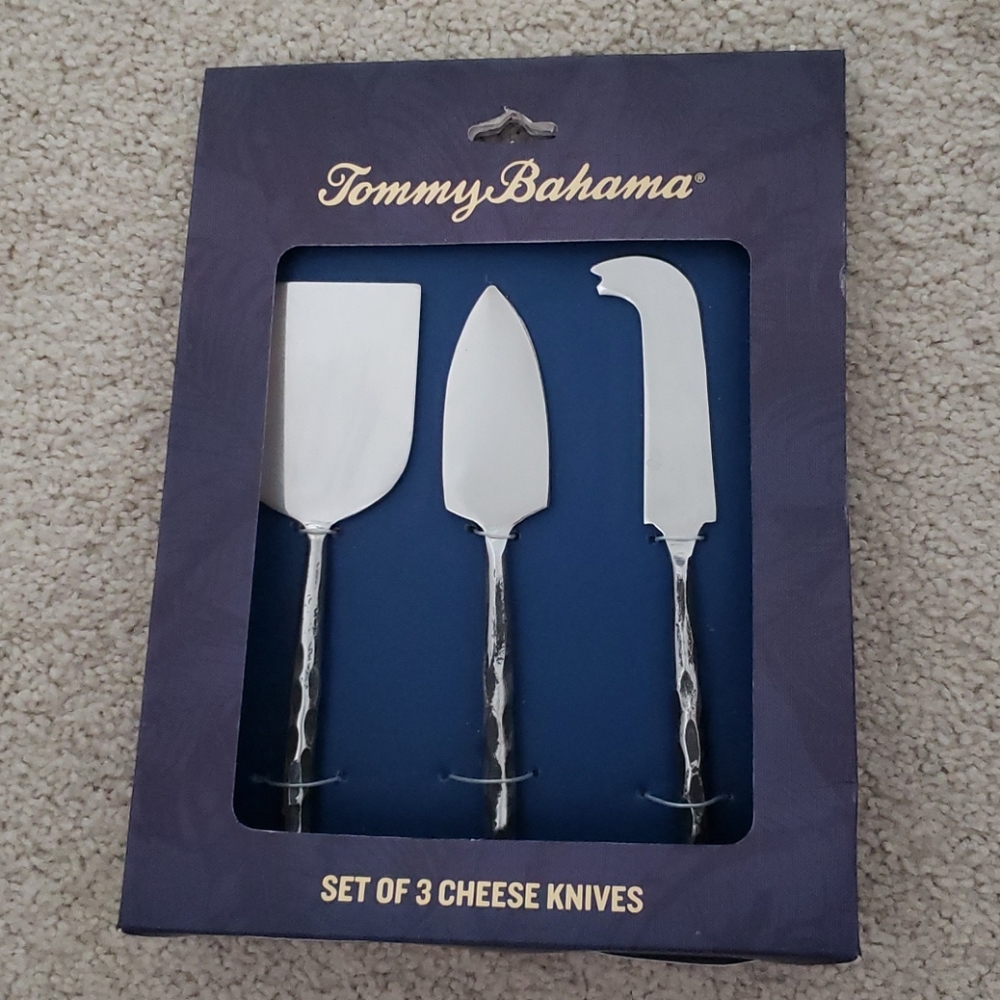Tommy Bahama cheese knives set